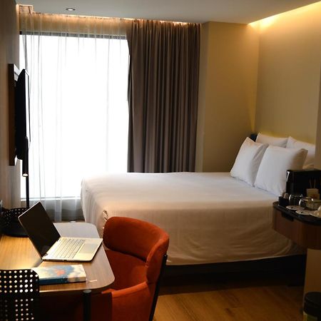 Novotel Mexico City Centro Historico Exterior photo